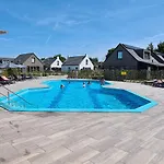 Coco House Op Recreatiepark De Wielen Prázdninový dům