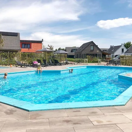 Coco House Op Recreatiepark De Wielen Сasa de vacaciones Sint Maarten