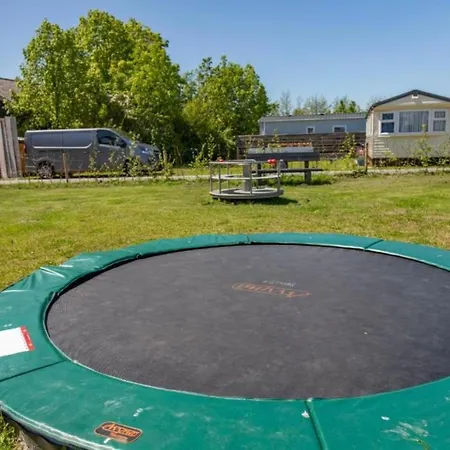 Coco House Op Recreatiepark De Wielen Prázdninový dům Sint Maarten