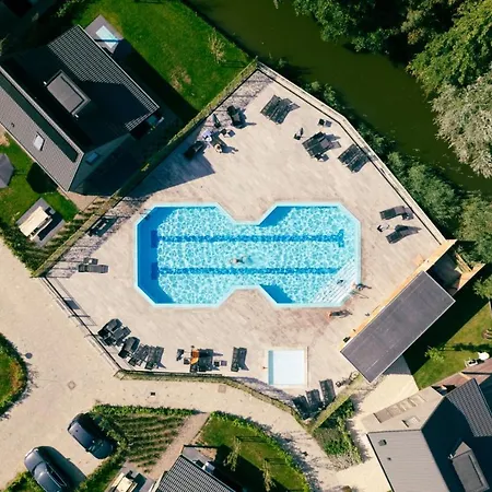 Coco House Op Recreatiepark De Wielen