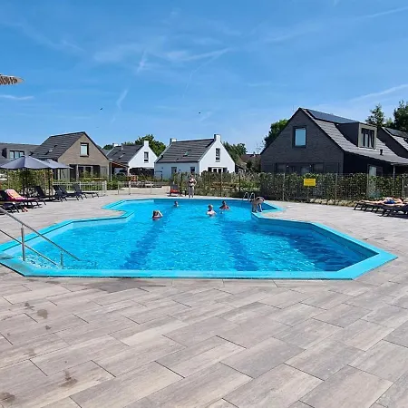 Coco House Op Recreatiepark De Wielen Сasa de vacaciones