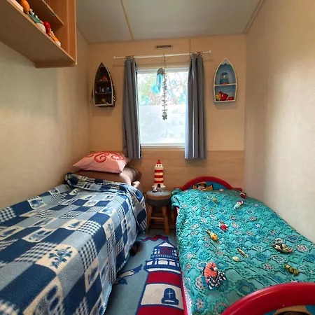 Coco House Op Recreatiepark De Wielen Prázdninový dům Sint Maarten