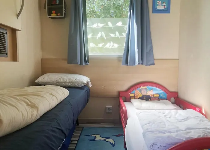 펜션 Coco House Op Recreatiepark De Wielen 신트 마르턴