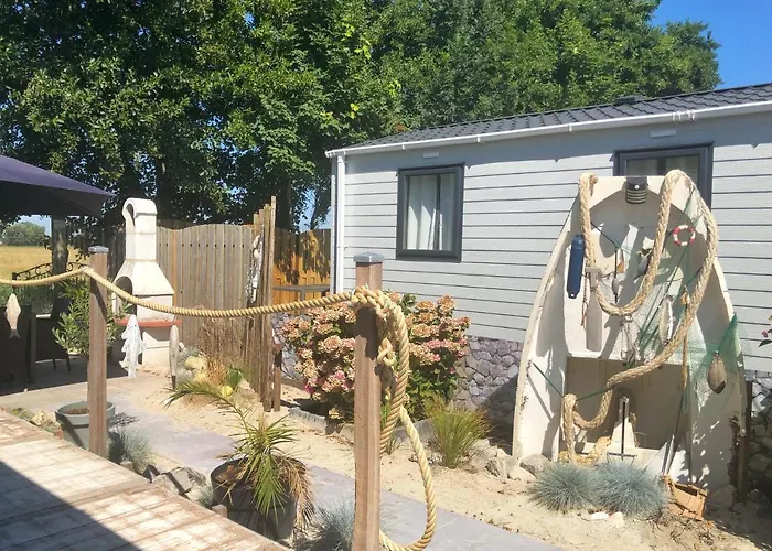 Coco House Op Recreatiepark De Wielen Дом отдыха *