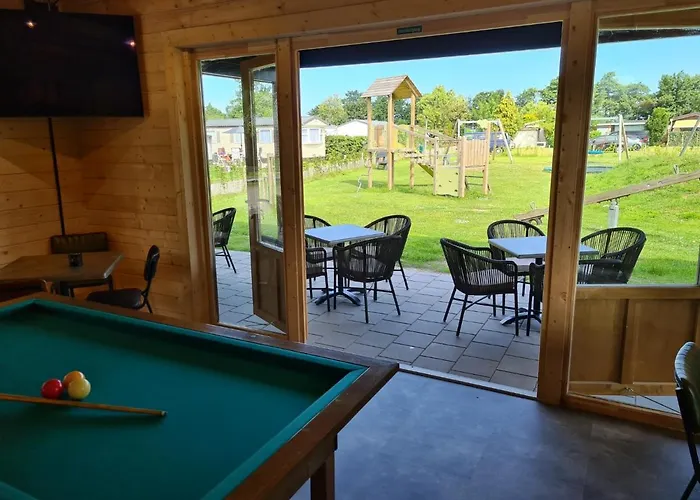 Coco House Op Recreatiepark De Wielen * Синт-Мартен